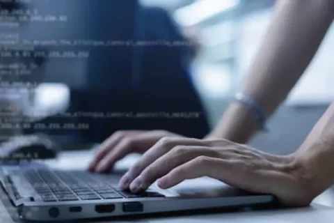 留学生C语言辅导 | 本科/硕士/博士C语言课程在线一对一辅导，就选名津学院！