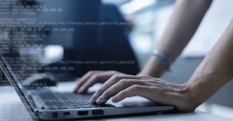 留学生C语言辅导 | 本科/硕士/博士C语言课程在线一对一辅导，就选名津学院！