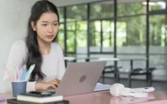 本科/研究生/博士课程在线语音辅导，为高阶学习保驾护航