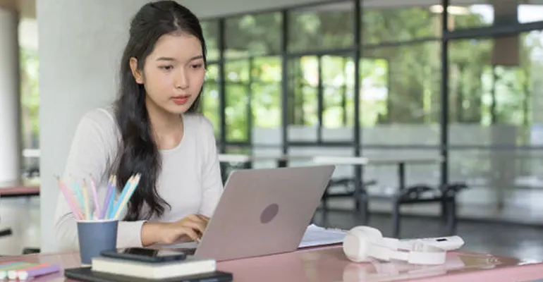 本科/研究生/博士课程在线语音辅导，为高阶学习保驾护航