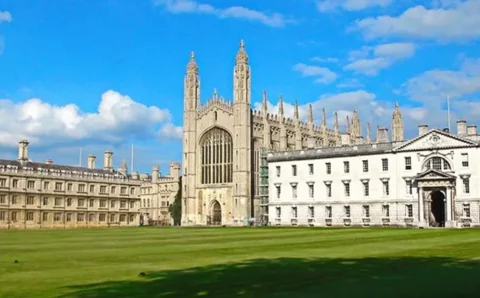 伦敦国王学院课程辅导｜KCL高分秘诀，留学生都在偷偷用的稳分方法！