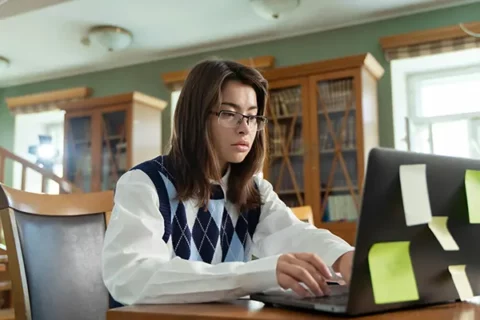 伯明翰补考挂科≠退学‼️三步挽回学业，保住学位与签证