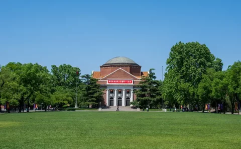 普渡大学留学生因违规面临停学一年，家长应如何评估影响并制定对策？